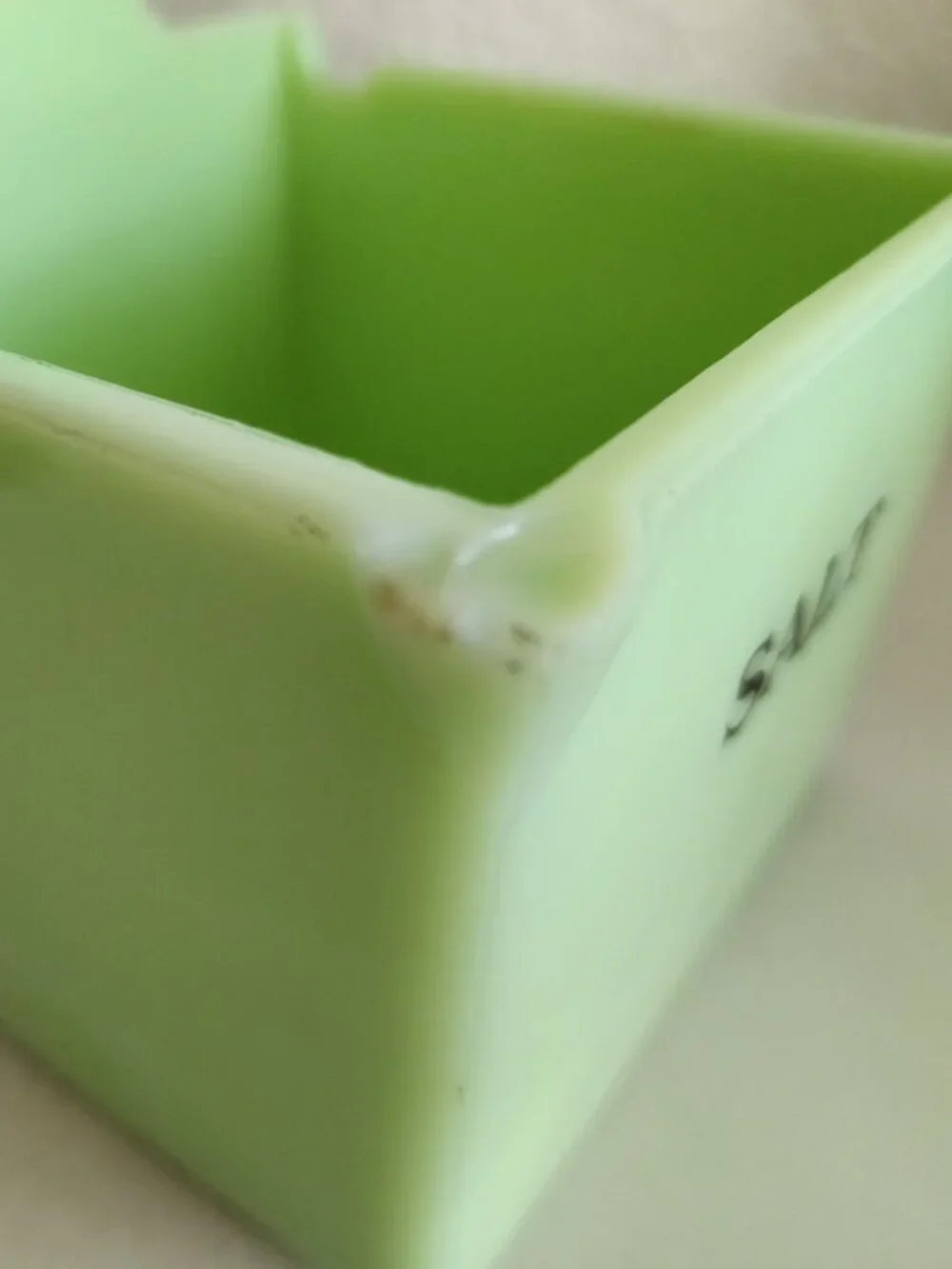 Jeannette Jadeite Jadite SALT BOX Uranium Green Glass Jade ite No Lid Very HTF